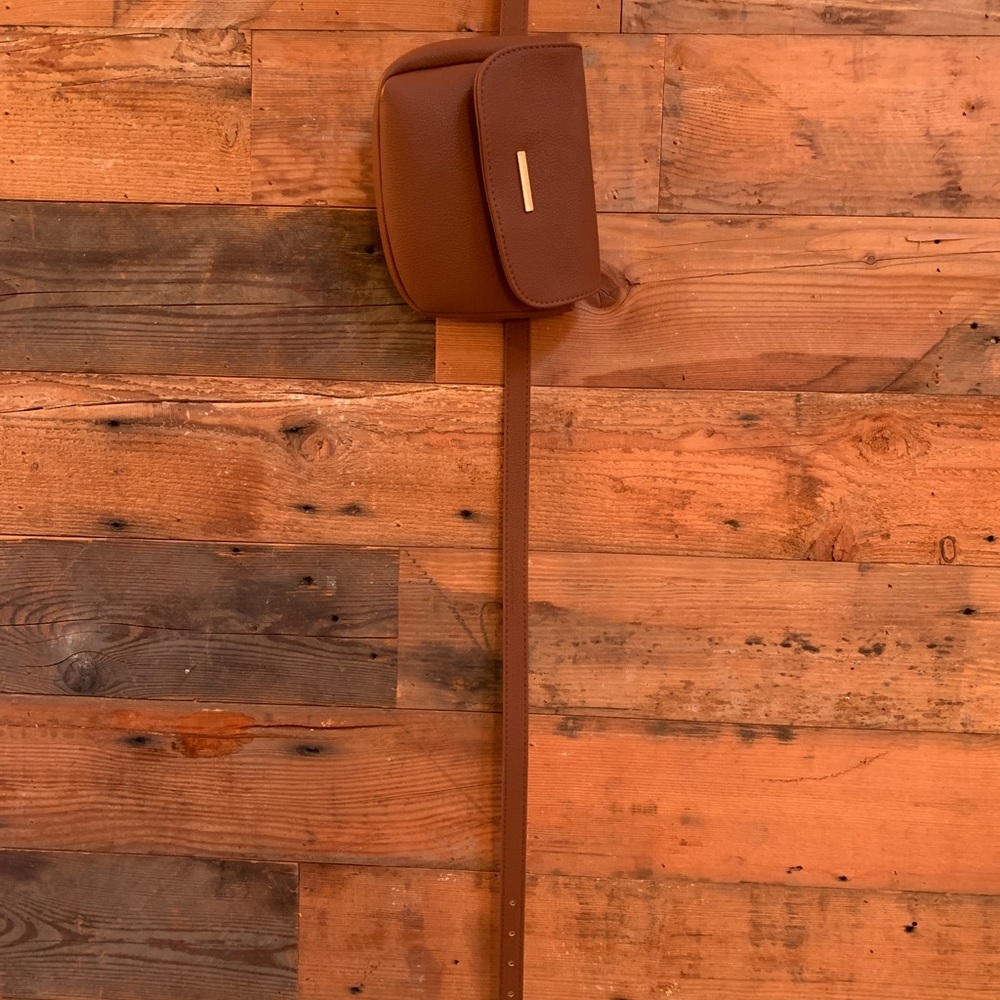 Vince Camino Fanny Pack in Saddle Brown